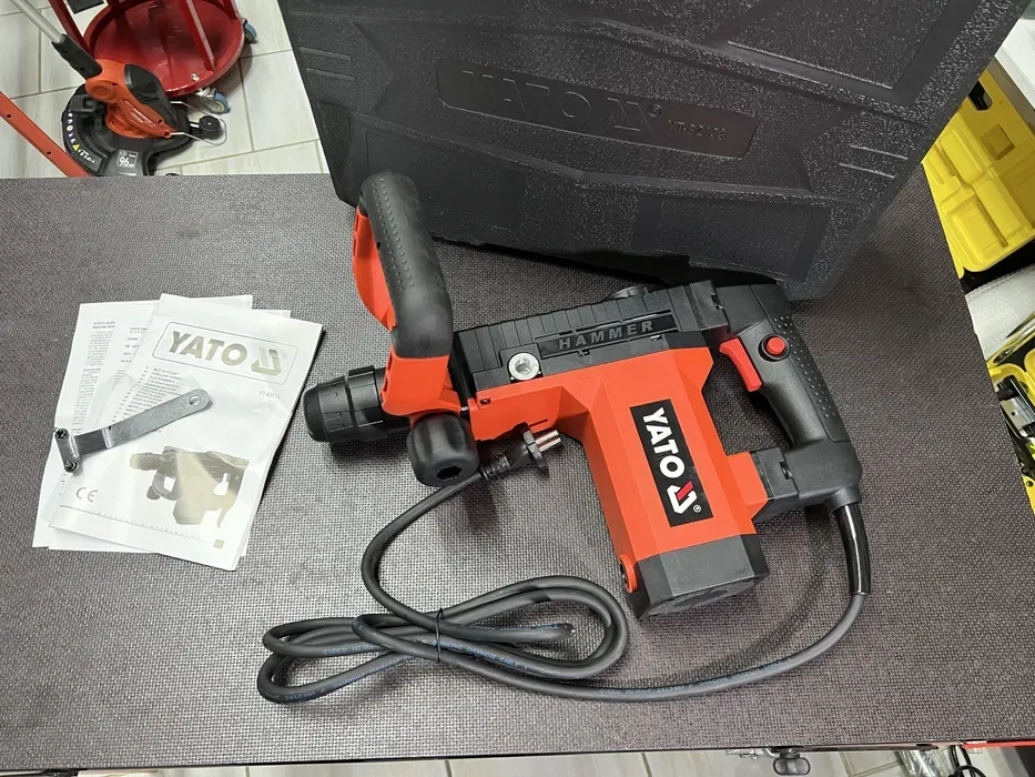 Відбійний молоток SDS-MAX 1150 Вт 15 Дж YATO YT-82133
