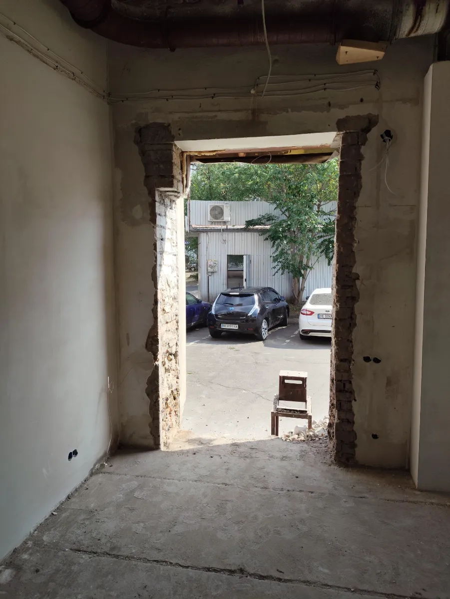 Демонтажні роботи. Різка бетону - стін.Перепланування. Доступна ціна.