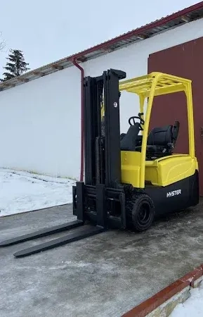 Вилковий погрузщик Кара