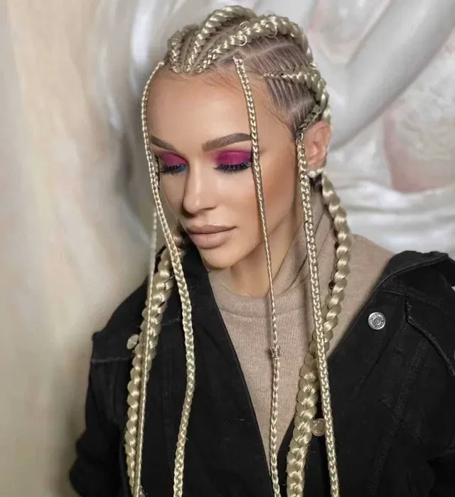 Плетіння косичок, афрокосичок, сфінкс у Києві