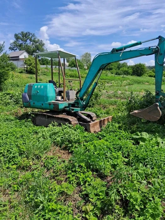 Міні екскаватор