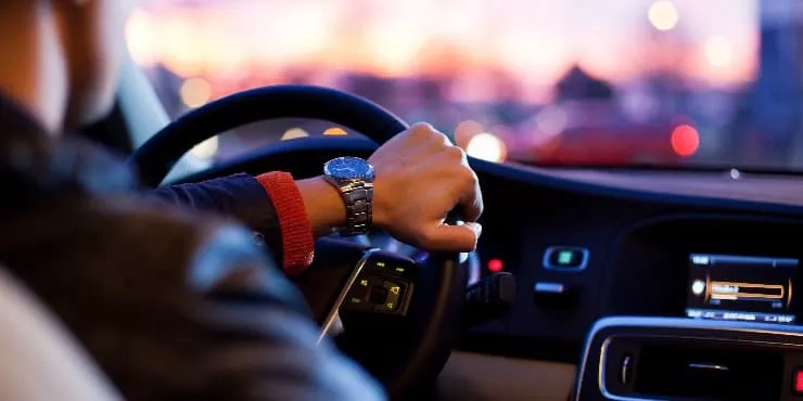 Послуги автокур'єра