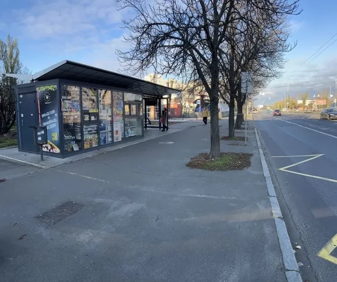 Зупинковий комплекс 14 або 7 м2 в Дніпровському районі