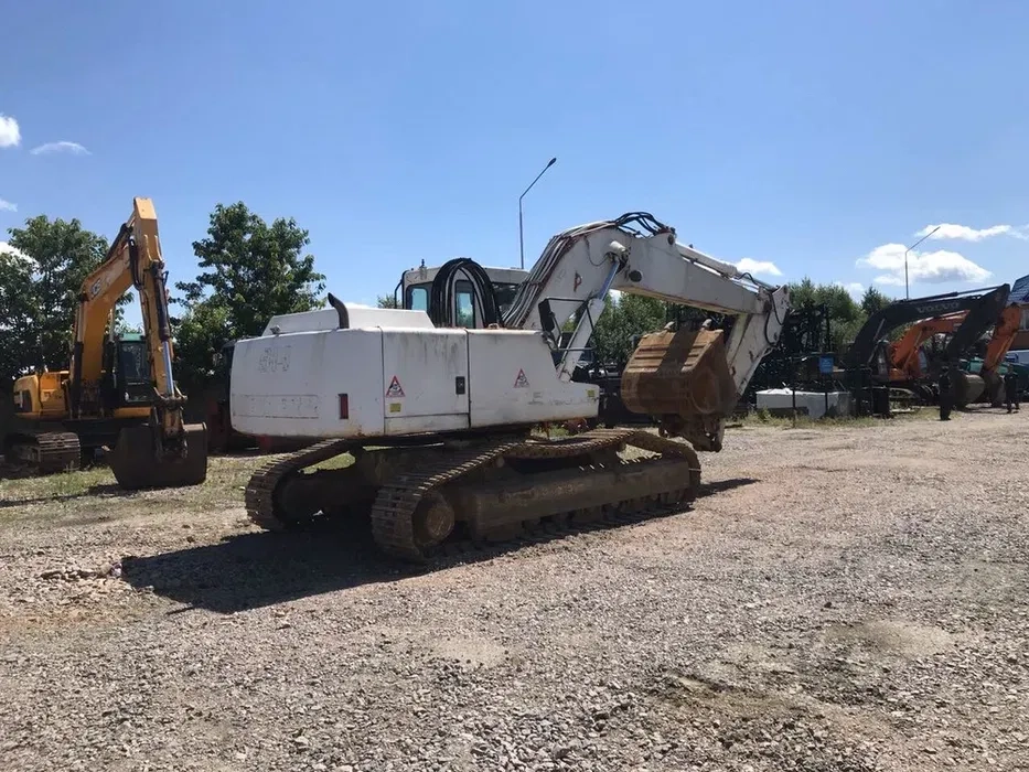 Послуги екскаватора LIEBHERR 914 екскаватор з гідромолотом