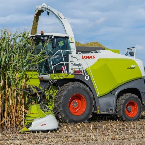 Кормозбиральний комбайн Claas Jaguar / Київська область, Claas Jaguar 840, Claas Jaguar 870, Claas Jaguar 890, збирання силосу, збирання сінажу, кормозбиральна техніка, послуги комбайн