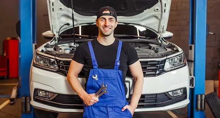 Спецодяг для працівників Автомобільної сфери