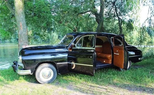 209 Ретро авто на весілля ZIM GAZ-12 чорний 