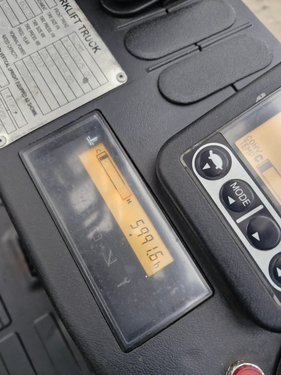 Навантажувач TOYOTA  02-8FGF25 