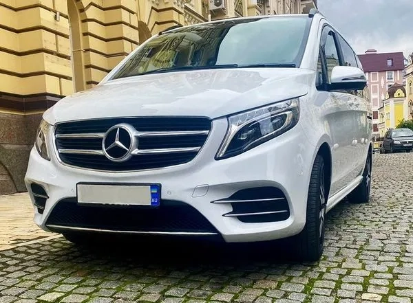 411 Мікроавтобус на весілля Mercedes Benz V class білий