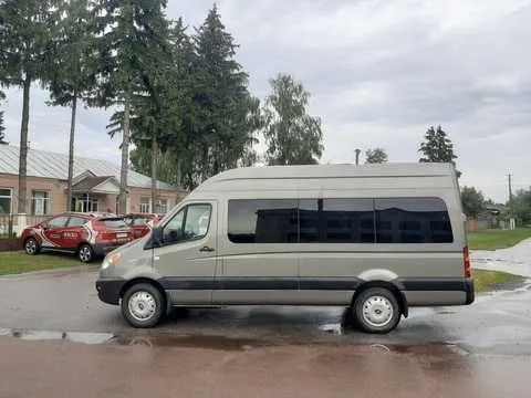 Комфортабельний мікроавтобус