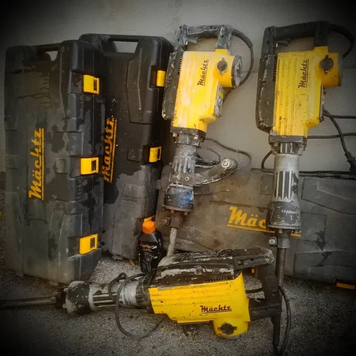 Відбійний молоток