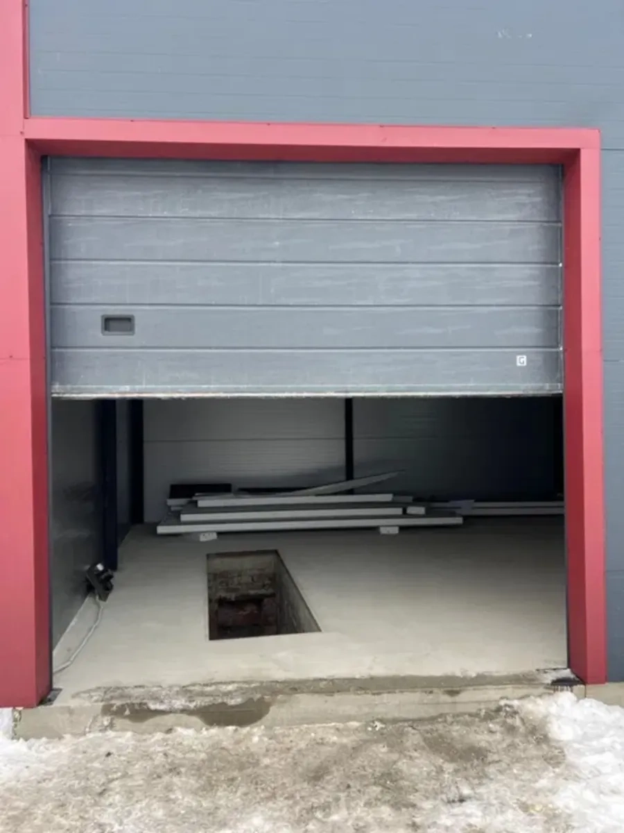 Гараж під СТО або автобізнес 80 кв.м загальної площі