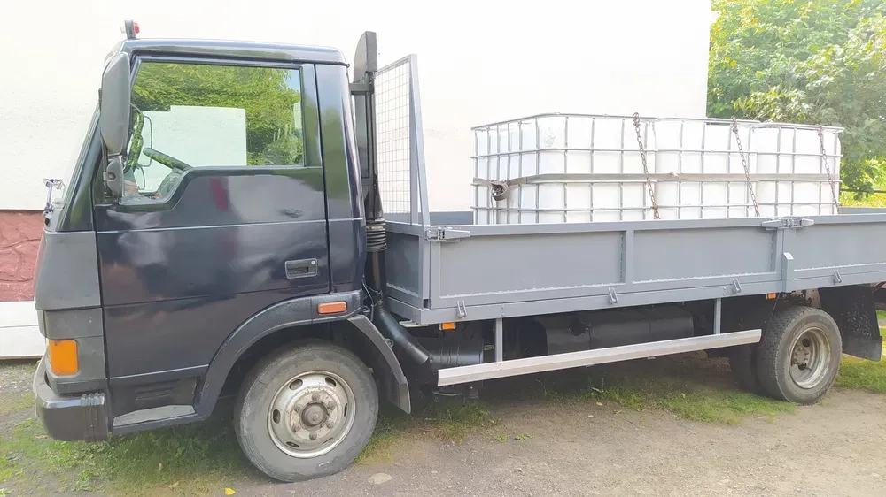 Доставка води:басейни,будівництво,буріння свердловин.Будматеріалів.