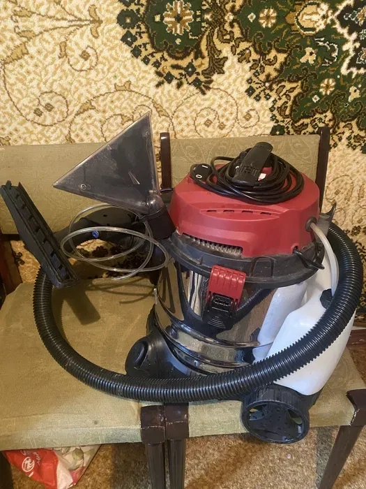 Миючий пилосос