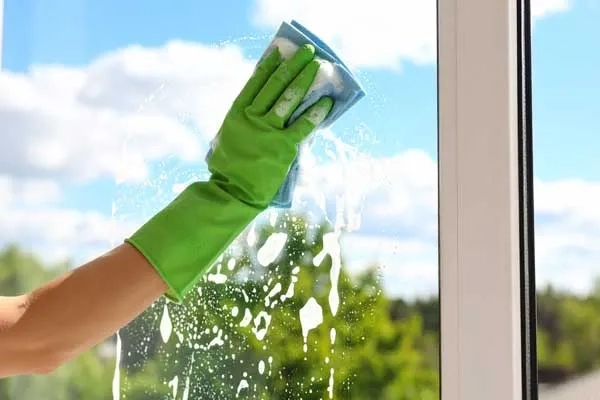 Миття вікон без розводів - від 180₴ (м²)