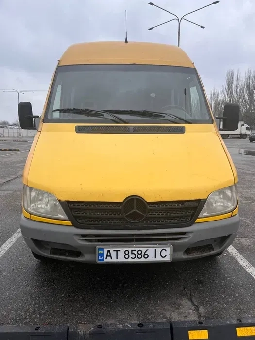 Вантажно пасажирські перевезення також вивіз сміття