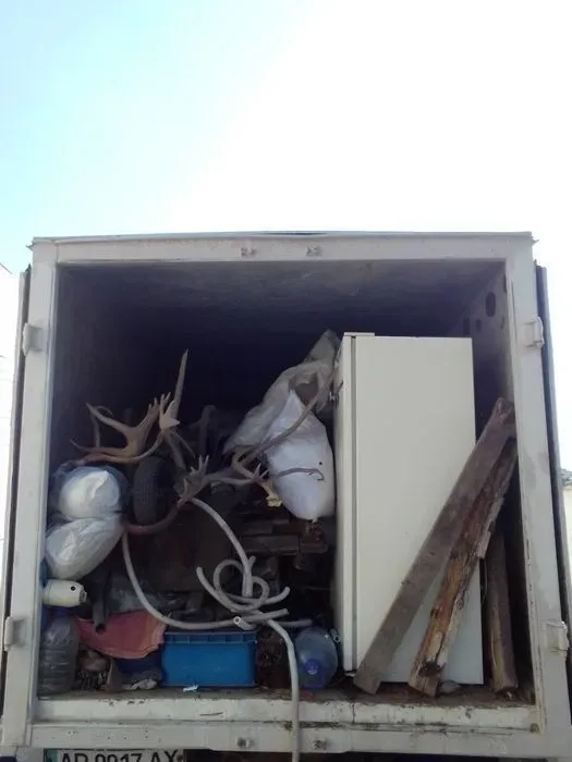 Вивезу весь ваш побутовий мотлох з будинку і гаража