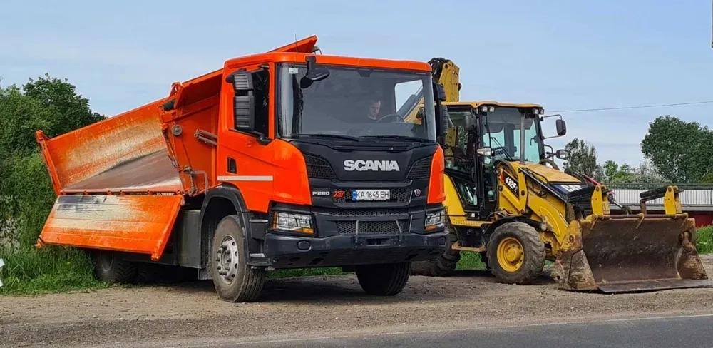 Послуги самоскидів, доставка, вивіз