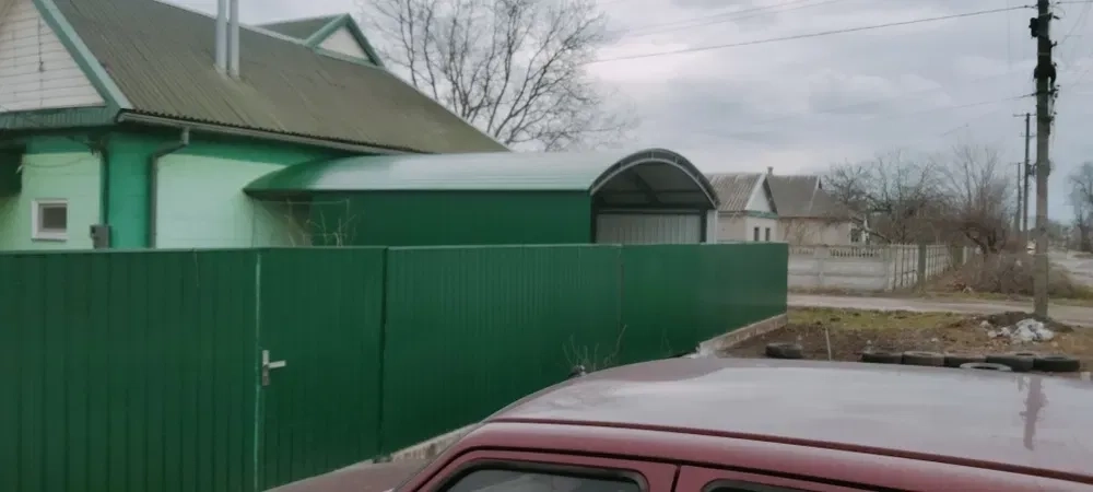 Виготовлення та монтаж навісів, воріт