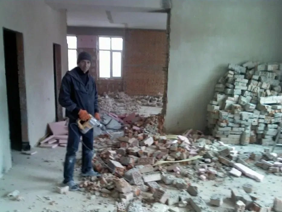 Демонтаж усього! Ламаємо від перестінків до будинків! Вивіз сміття!