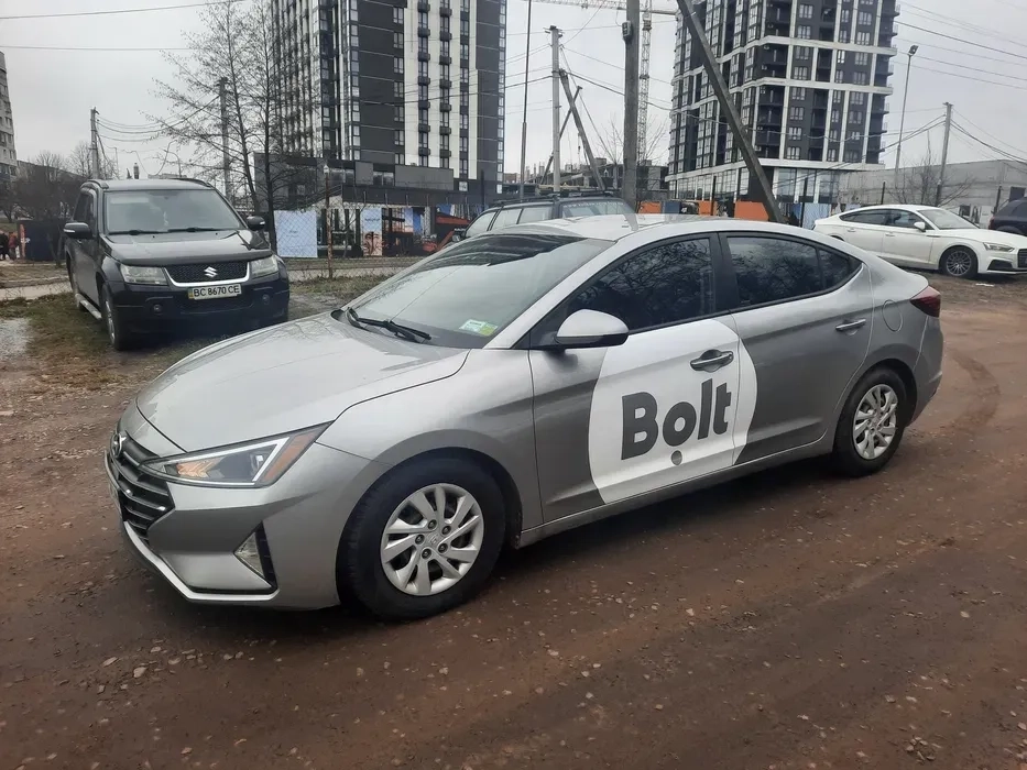 Авто *4600-6900грн.*, або % від каси, Elantra, таксі КІТ Cars