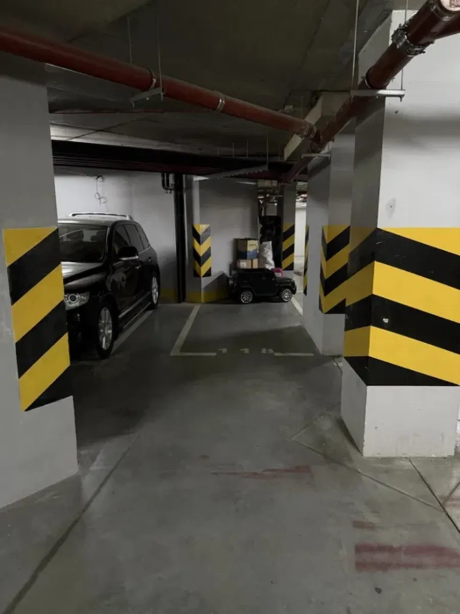 Вузьке паркомісце у ФК, черга 5/-1