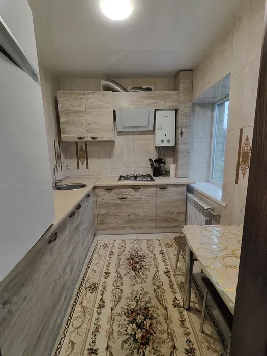 Сдам видовую квартиру-студию, ул Яворницкого. Сдаётся долгосрочно.