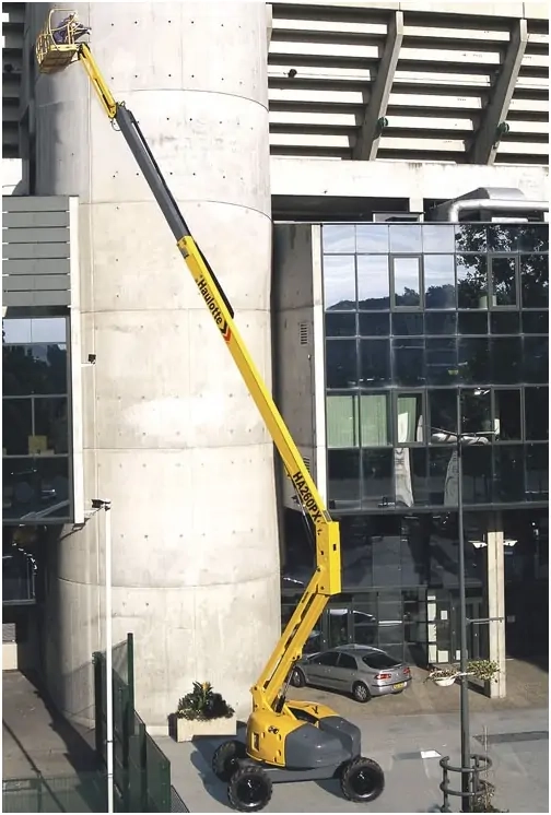 Дизельний колінчастий підйомник Haulotte HA 260PX