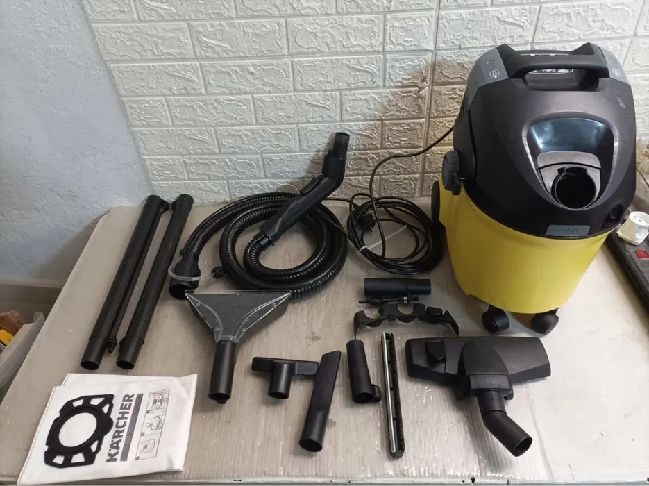 Миючий пилосос для хімчистки Karcher SE 5.100