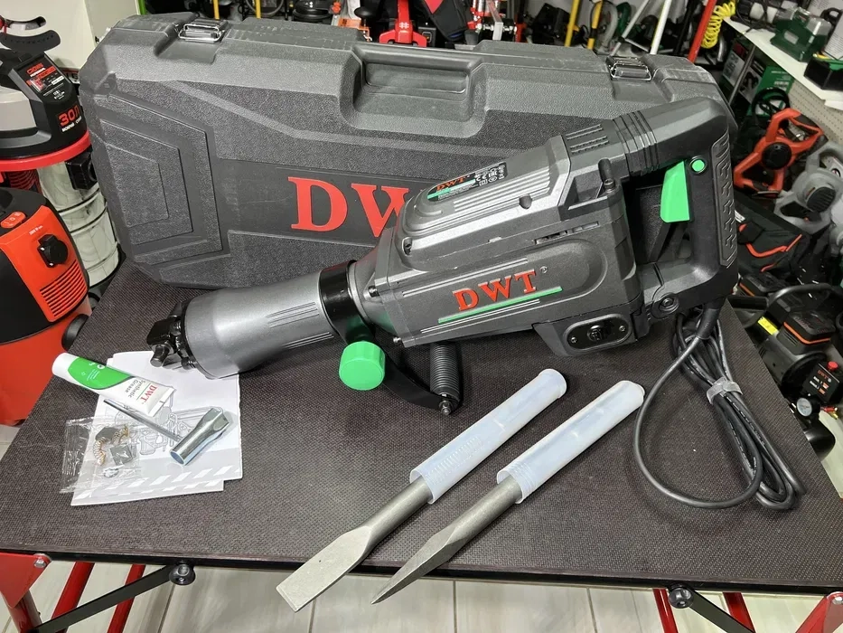 Відбійний молоток Бетонолом DWT AHP14-30 BMC - 1700 Вт 50 Дж