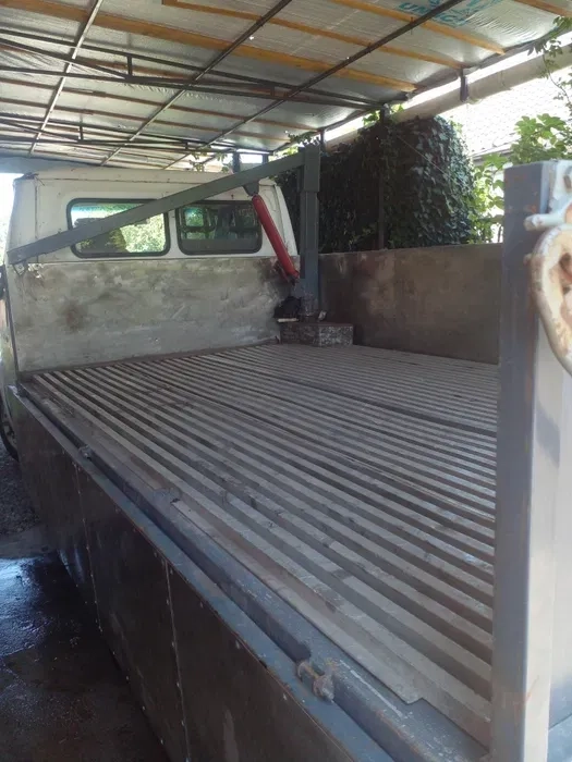 Вантажні перевезення (газель, підйомник)