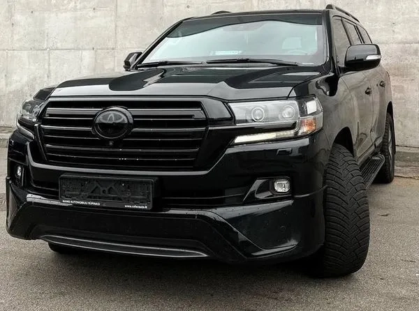 358 Броньований джип Toyota Land Cruiser 200