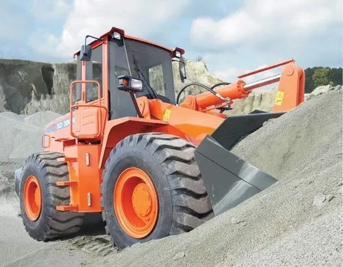 Навантажувачі фронтальні