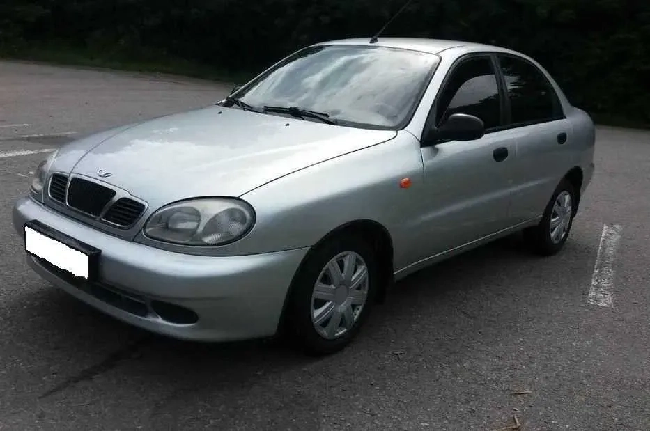 Авто для доствки ГЛОВО або ТАКСІ