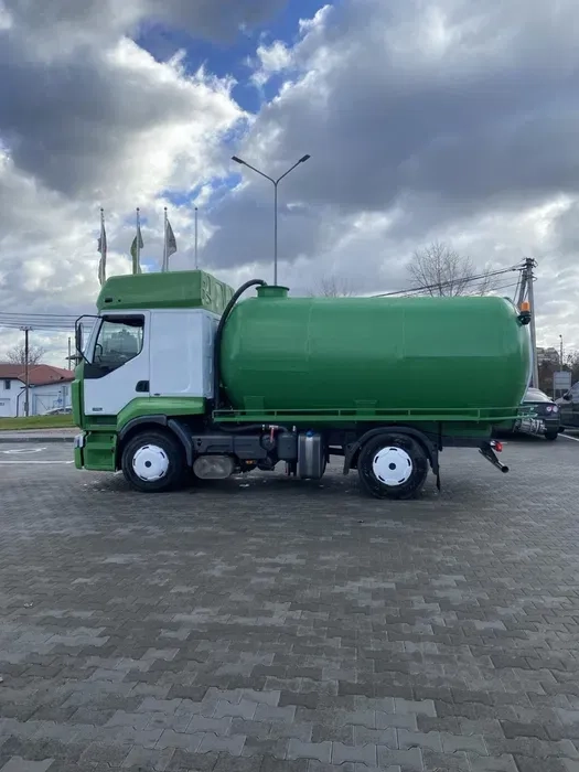 Викачування зливних ям