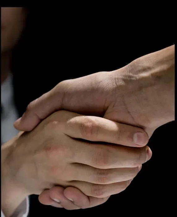 Адвокат — стягнення боргів, спори за договорами, компенсації