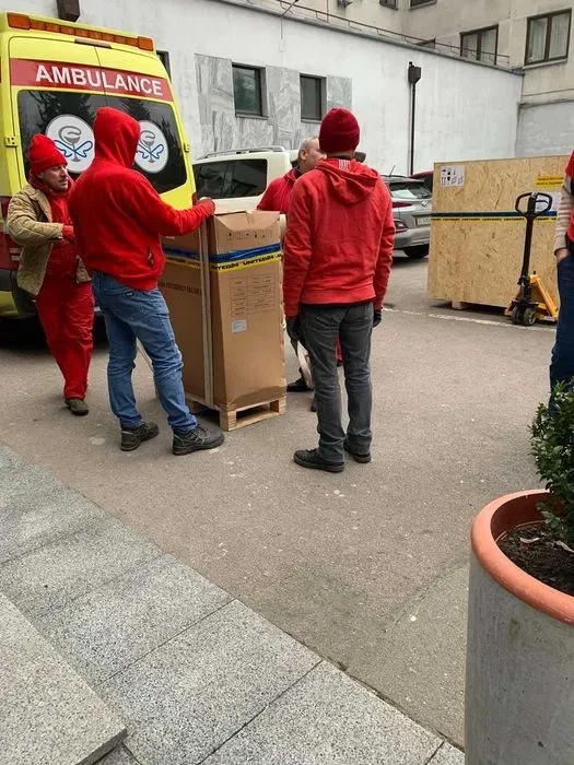 Вантажоперевезення, Київ Гідроборт Перевезення, меблів.Вантажники