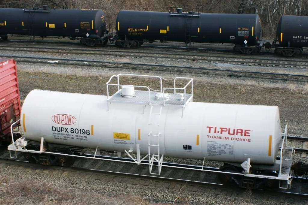 Вагон-цистерна для рідких речовин