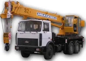Автокран 32 т (довжина стріли 32 м)