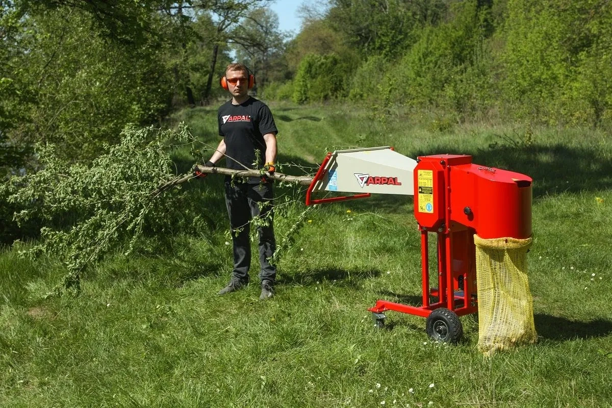 Подрібнювач гілок ARPAL АМ-80 БД