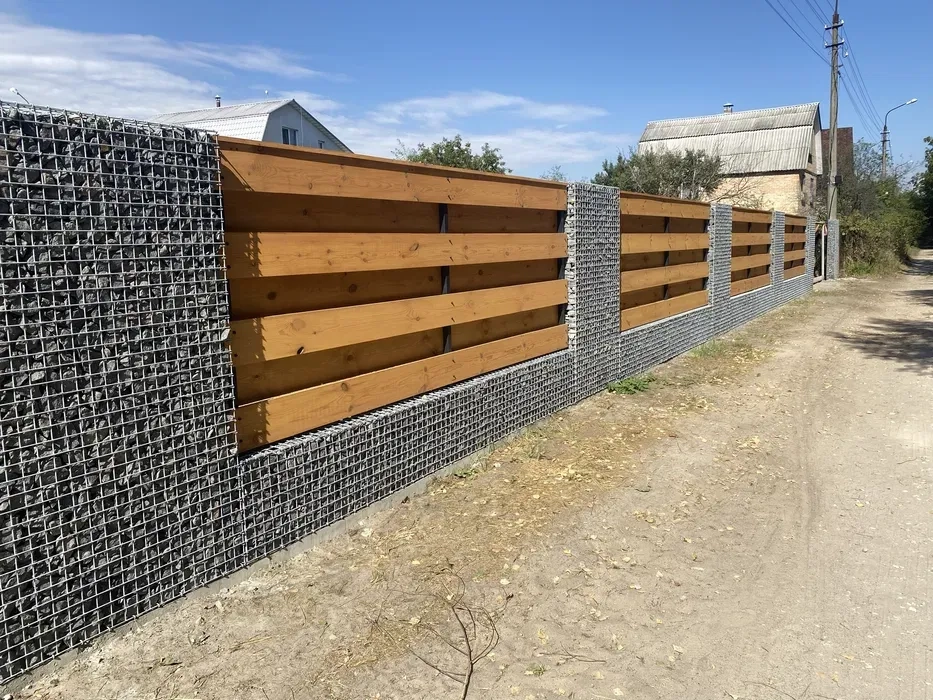 Виготовлення парканів з габіона Габіони огородження