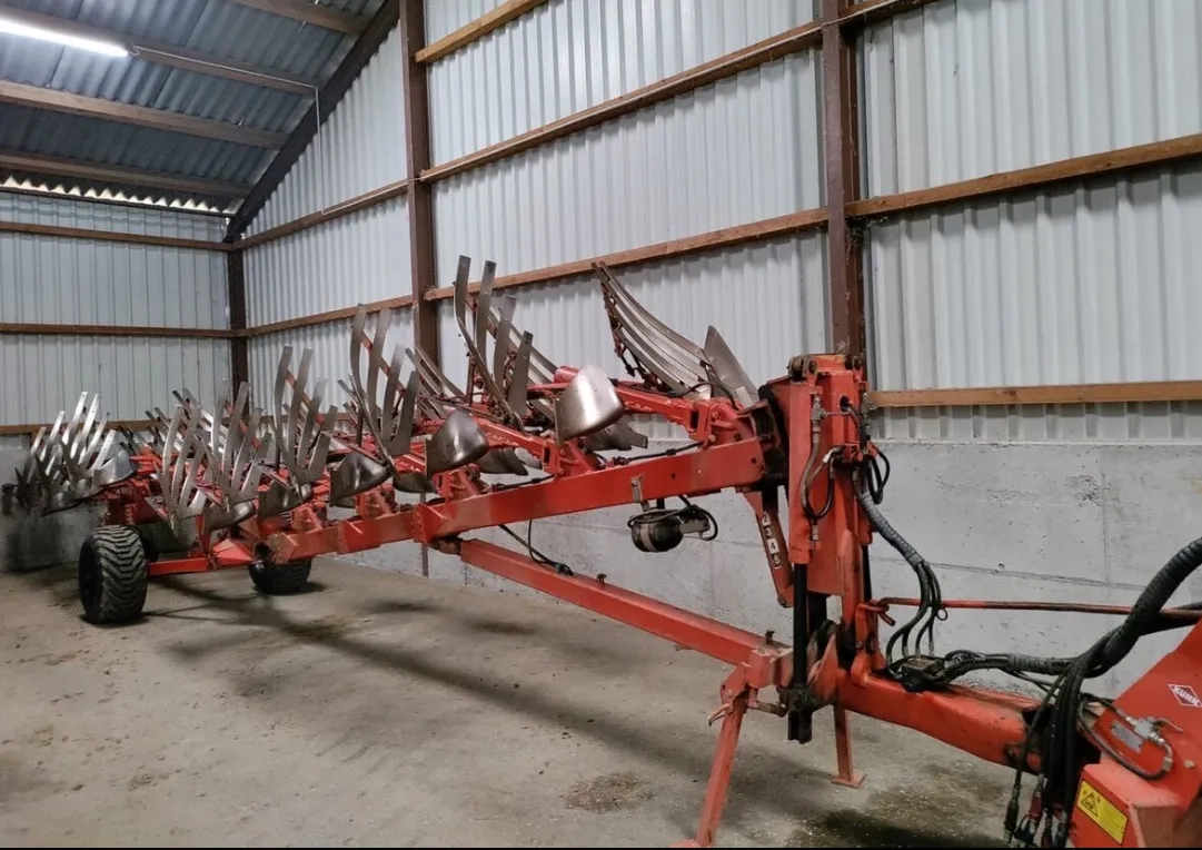 Грунтофрез KUHN MANAGER - для якісної та ефективної оранки ґрунту.