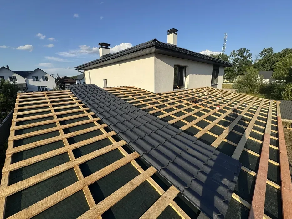 Покрівельні роботи. Монтаж та ремонт дахів. Металочерепиця. Утеплення