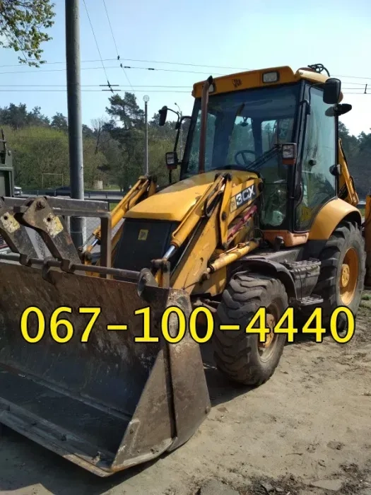 Ескаватор навантажувач JCB