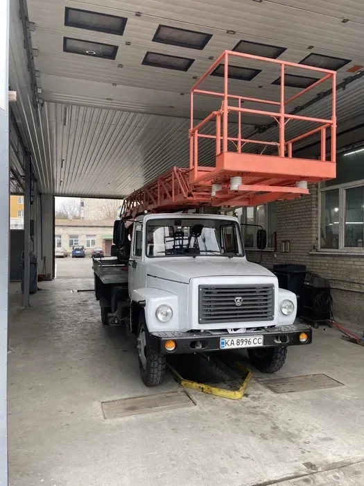 Автовишки 18 та 22 метри від власника