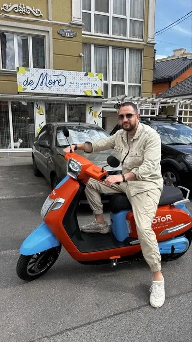 Електроскутери для швидкої міської доставки