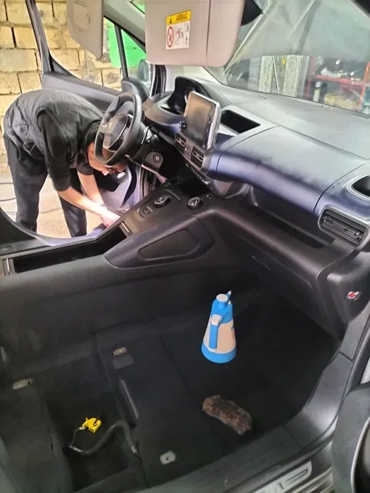 Професійний детейлінг авто | Хімчистка салону, полірування