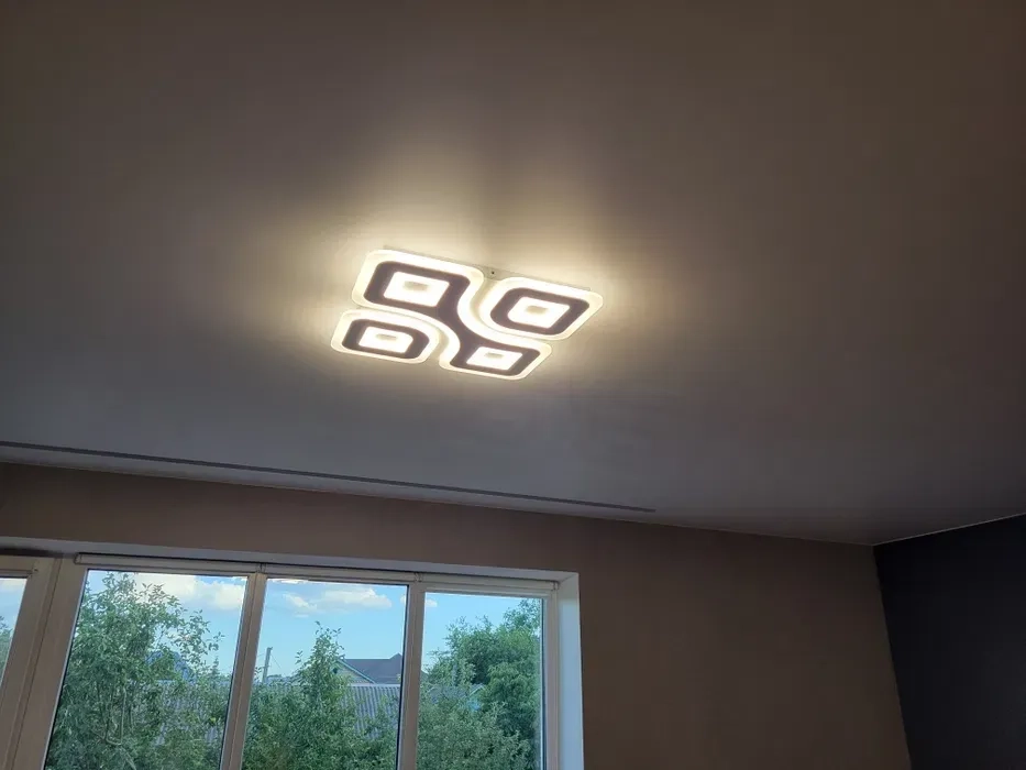 Натяжні стелі під ключ — Київ та область