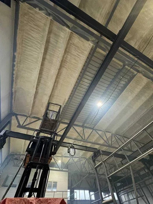 Утеплення піною, ППУ, утеплення пінополіуританом 735 грн.