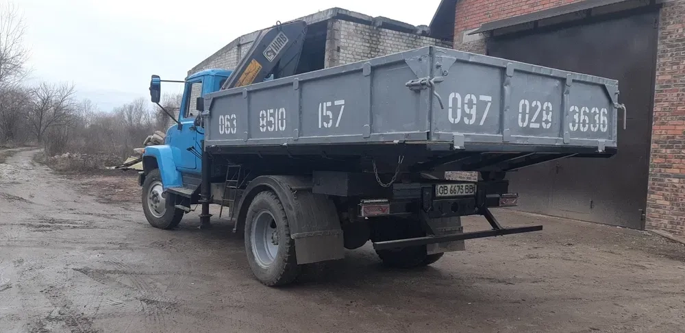 Послуги маніпуляторів. Вантажоперевезення краном-маніпулятором